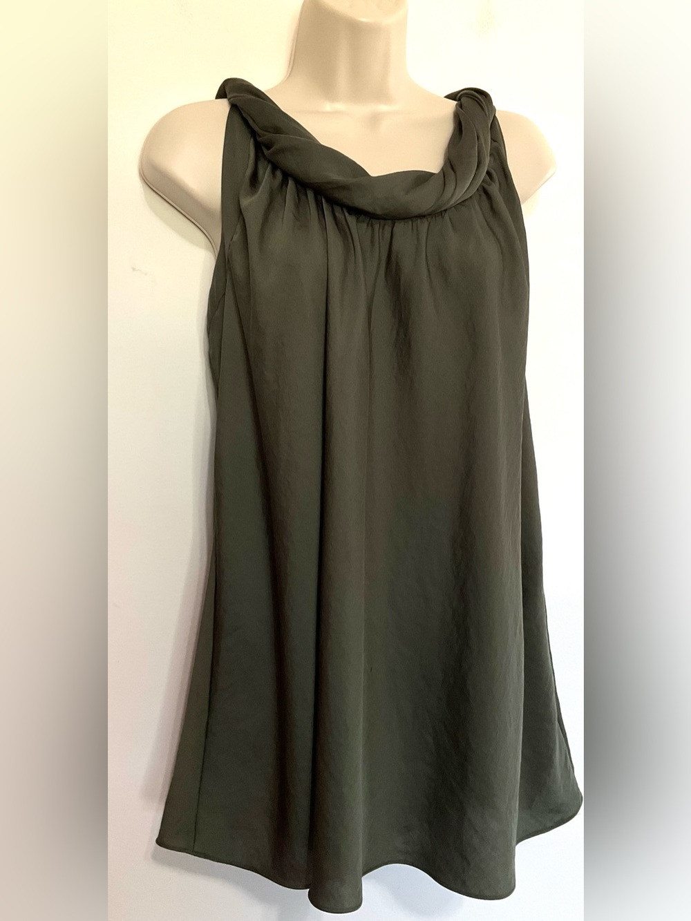 Talbots Olive Sleeveless Twisted Neck tunic top 16W